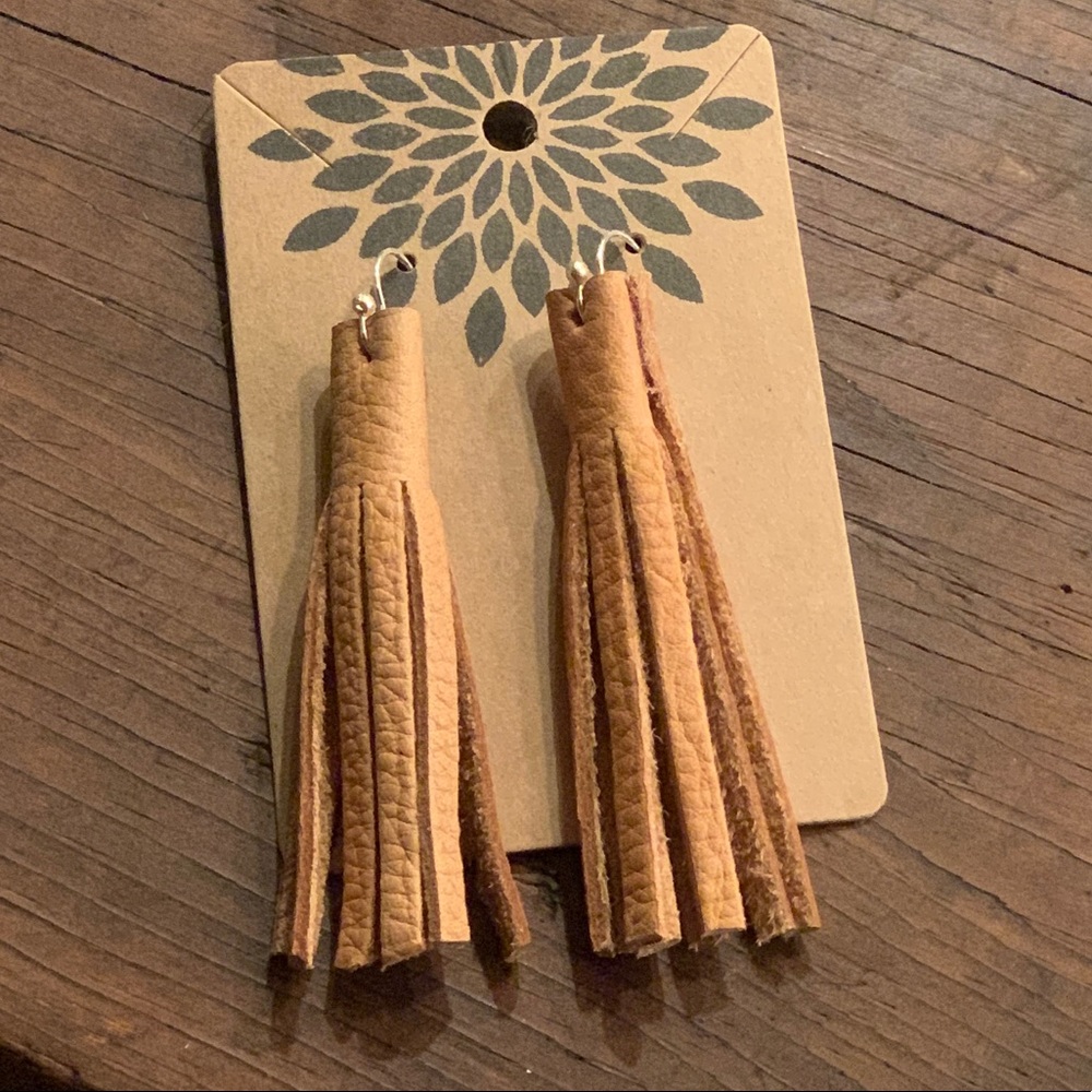 [ HANDMADE ] 100% Deer Hide Leather Earrings